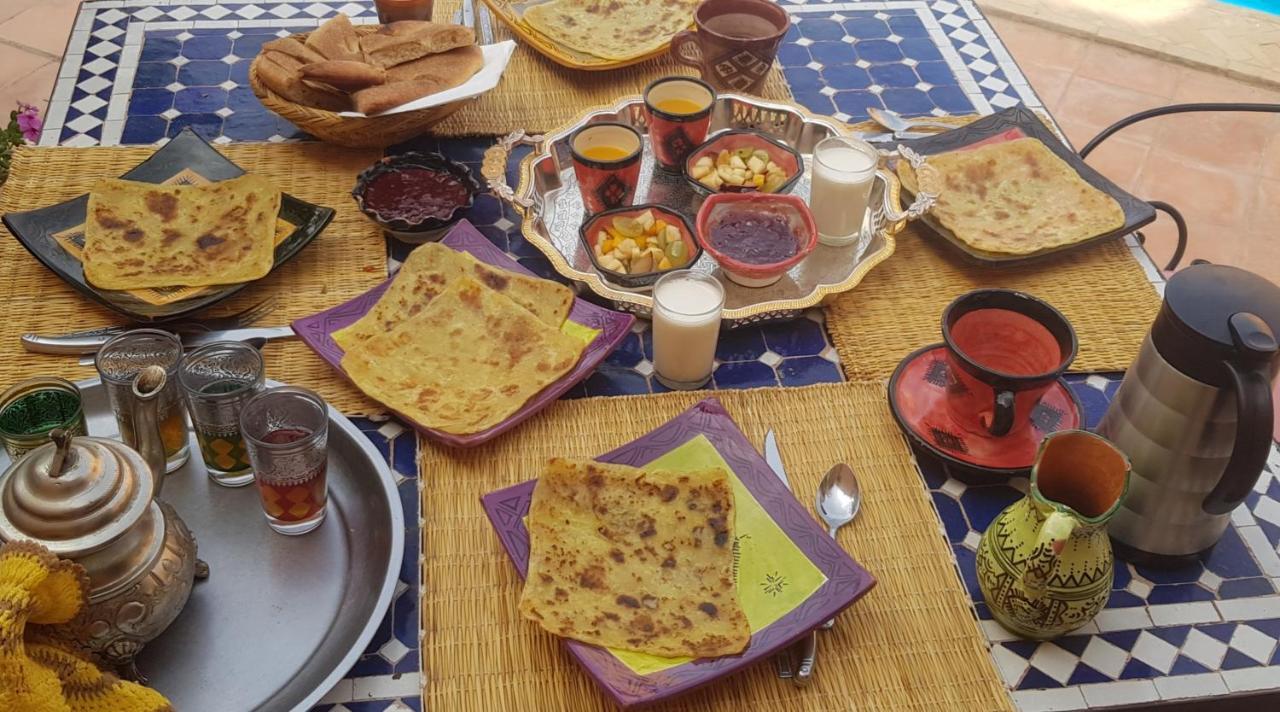 Riad Dar Bergui Ouarzazate Exteriör bild