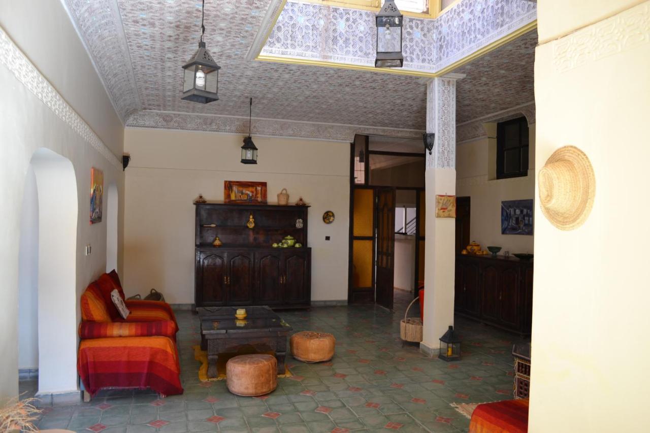 Riad Dar Bergui Ouarzazate Exteriör bild