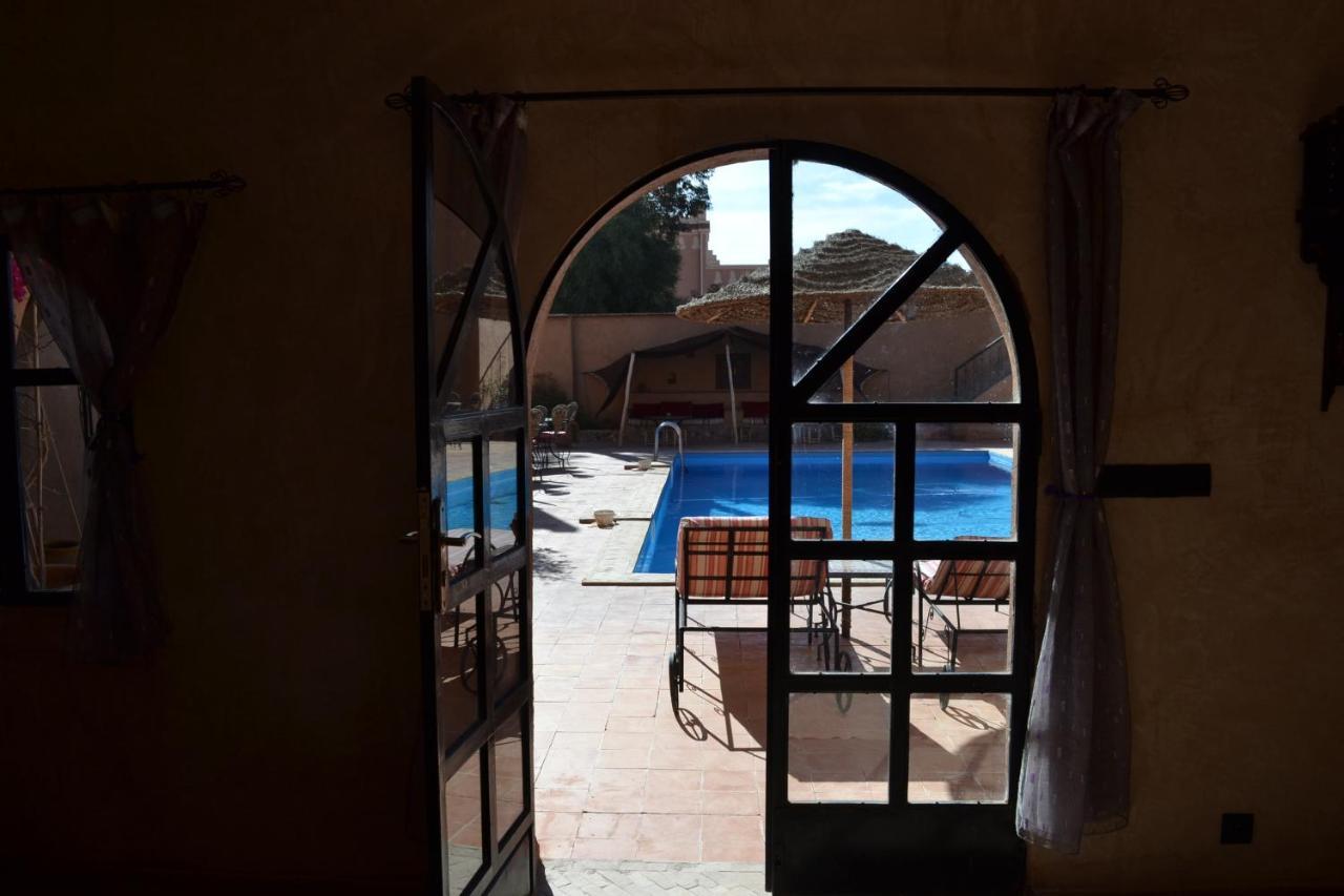 Riad Dar Bergui Ouarzazate Exteriör bild