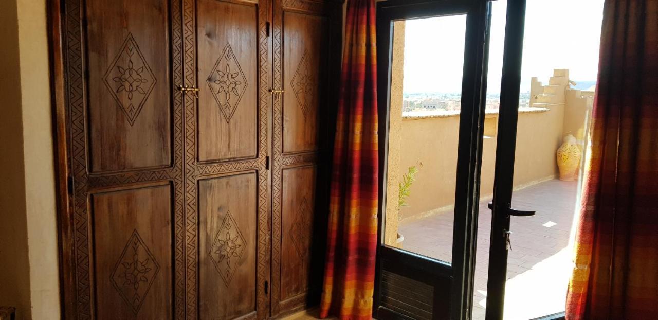 Riad Dar Bergui Ouarzazate Exteriör bild